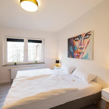 ☆ Modern Stylish Flat In Central Location Вильгельмсхафен Экстерьер фото