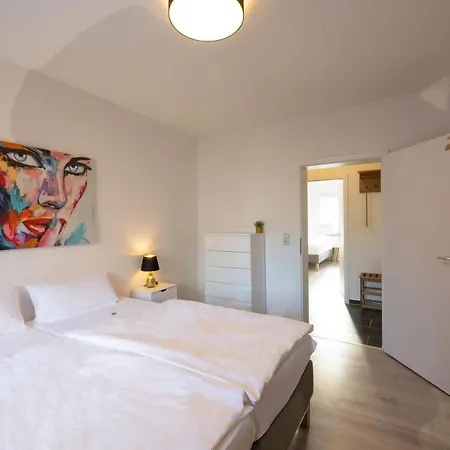 ☆ Modern Stylish Flat In Central Location Вильгельмсхафен Экстерьер фото